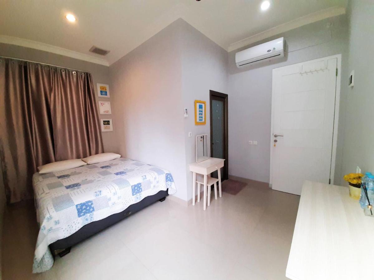 Inni Homestay Malang Room photo